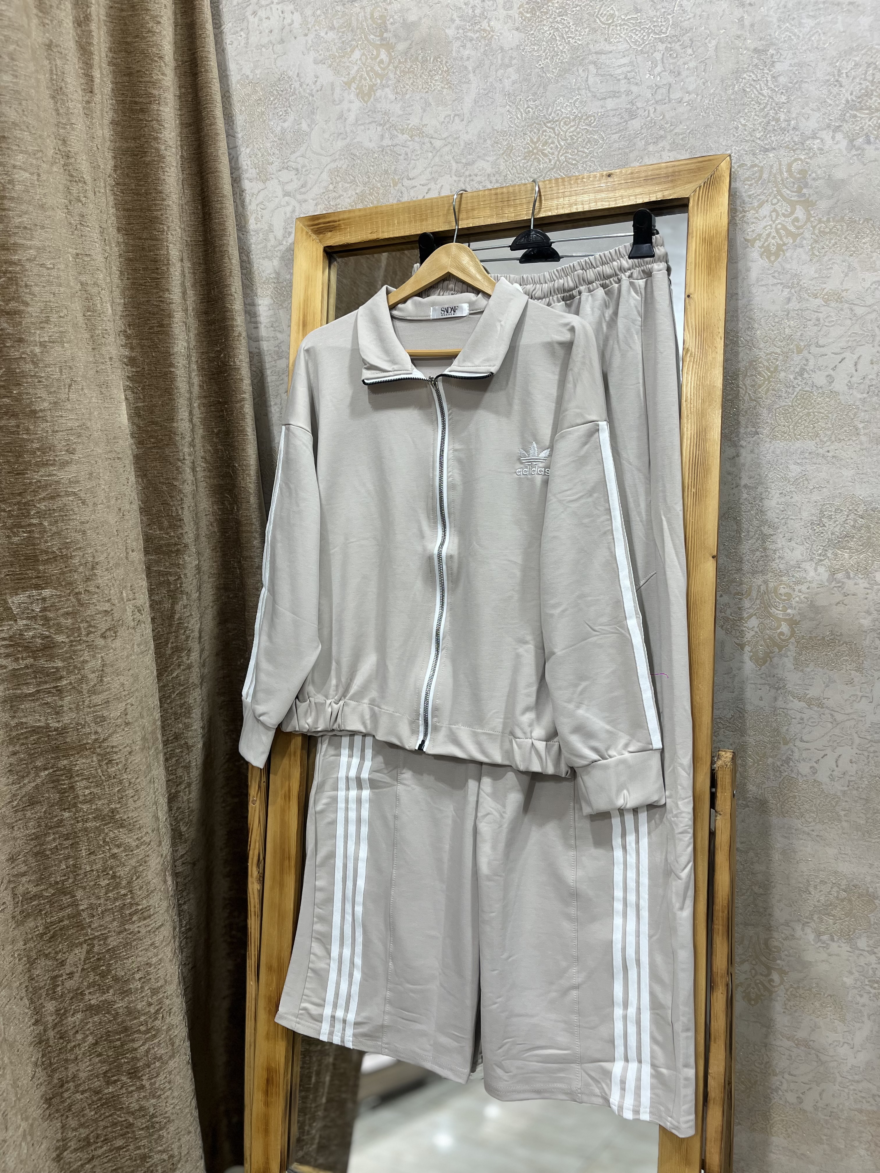 ست ادیداس چهار فصل